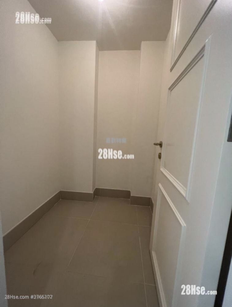 澐瀚 售盘 4 房 , 4 浴室 1,826 平方尺