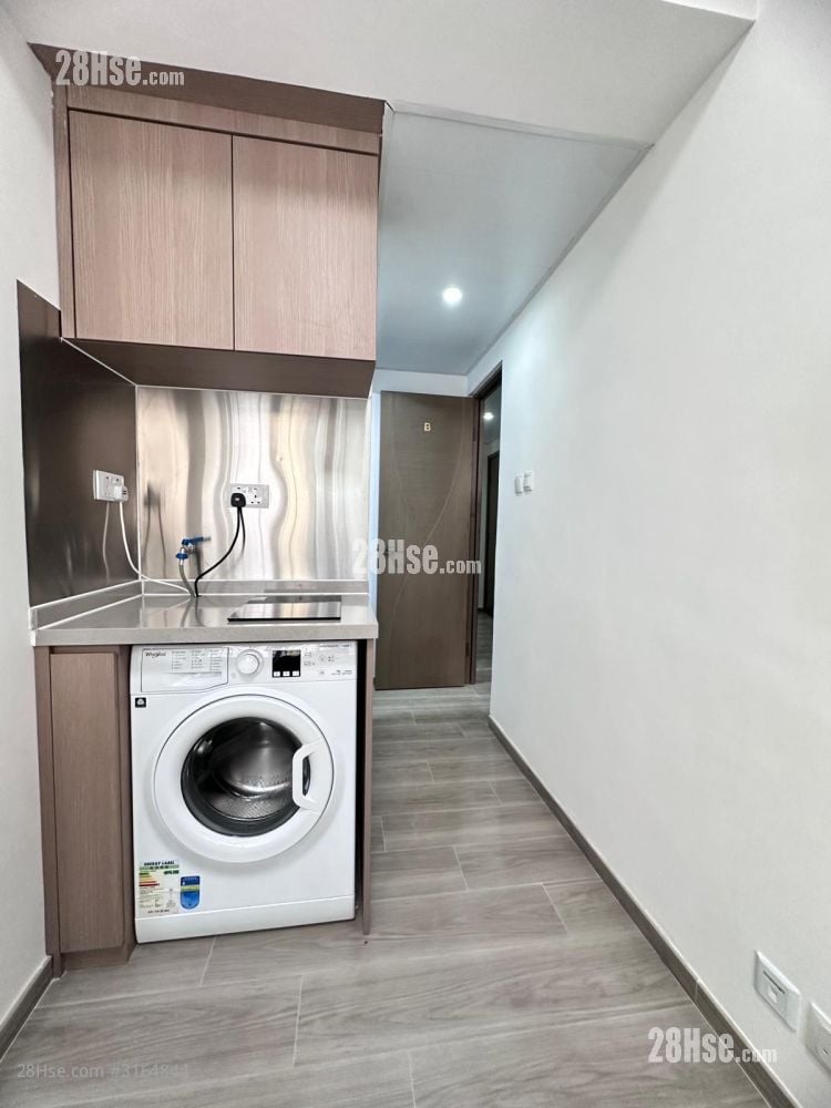 筲箕湾金华街47号唐3楼 租盘 4 房 , 4 浴室 120 平方尺