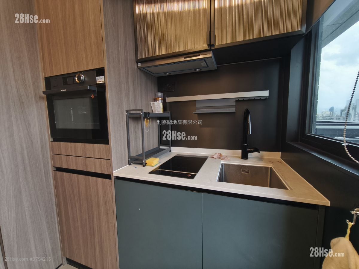 Larchwood 租盘 1 浴室 202 平方尺