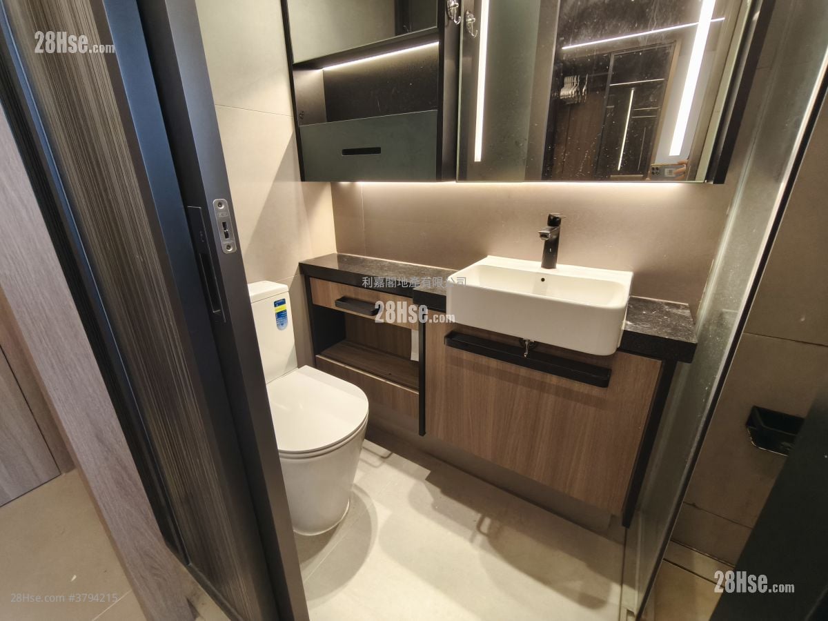 Larchwood 租盘 1 浴室 202 平方尺