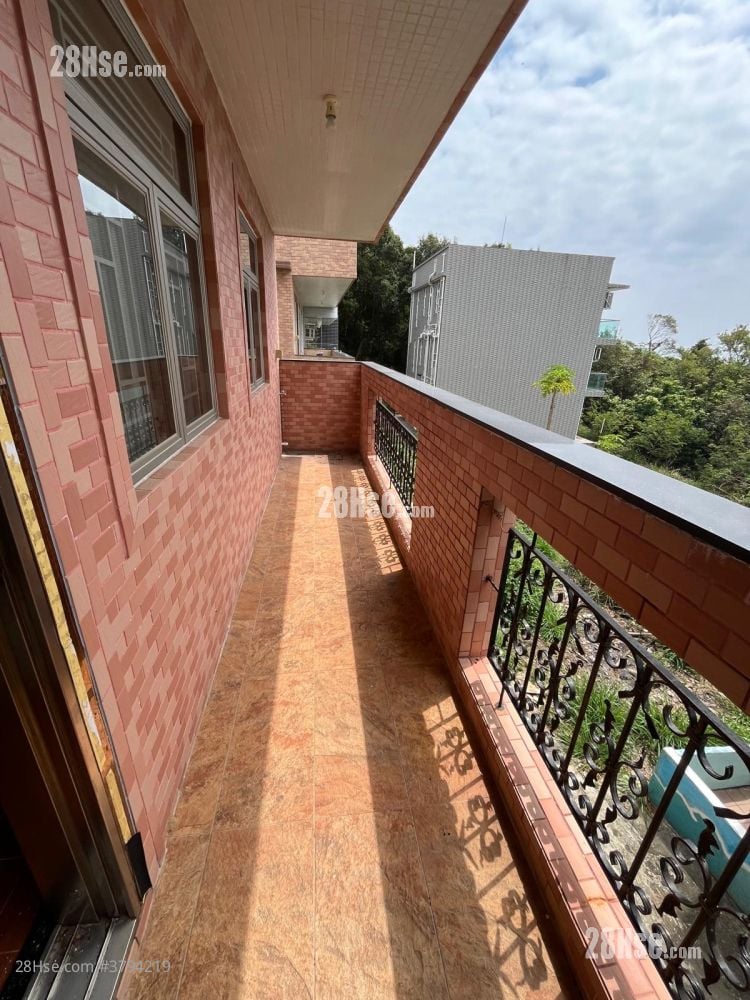 模达新村 租盘 2 房 , 2 浴室 650 平方尺