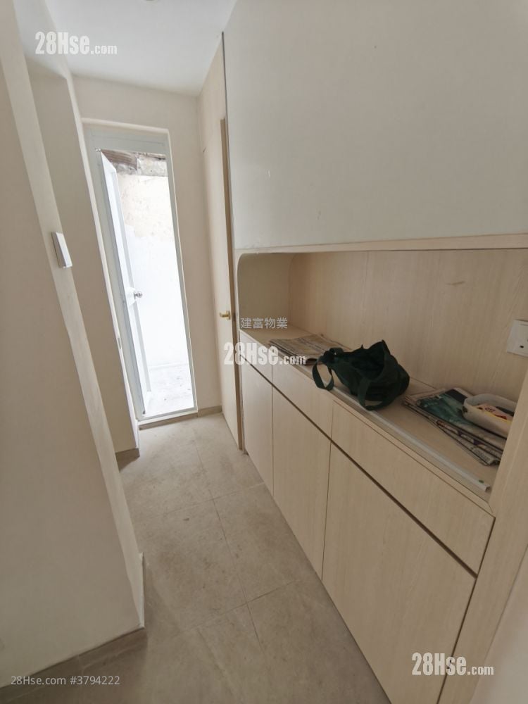 宏发大厦 售盘 2 房 , 1 浴室 269 平方尺