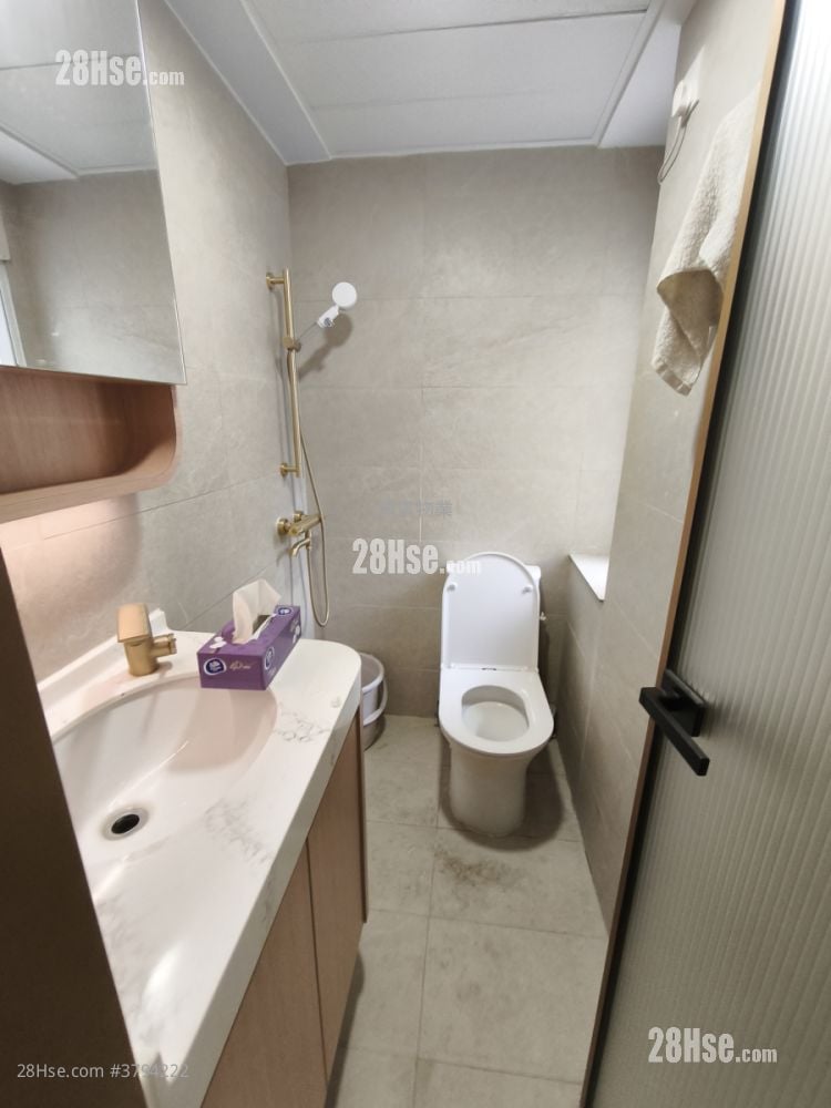 宏发大厦 售盘 2 房 , 1 浴室 269 平方尺