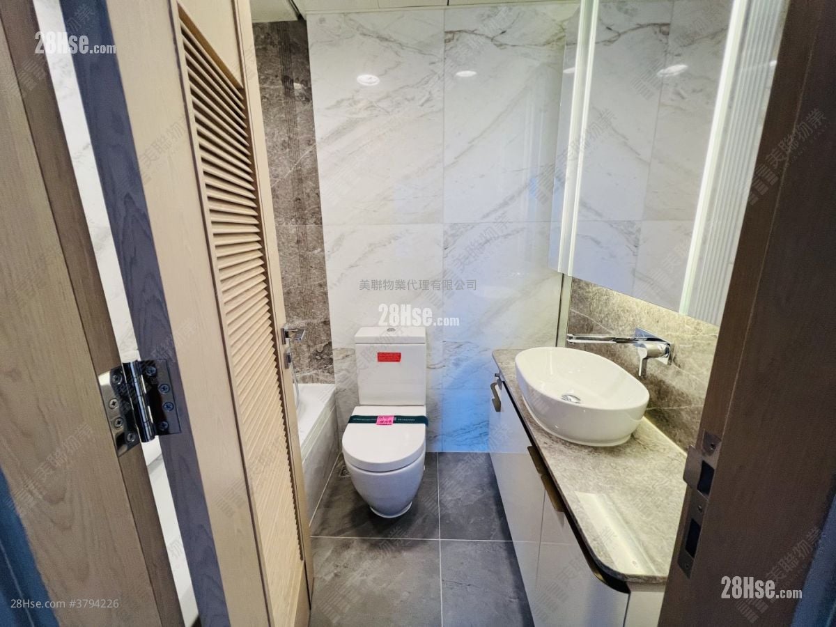 Seaside Sonata Sell 2 Bedrooms 507 ft²