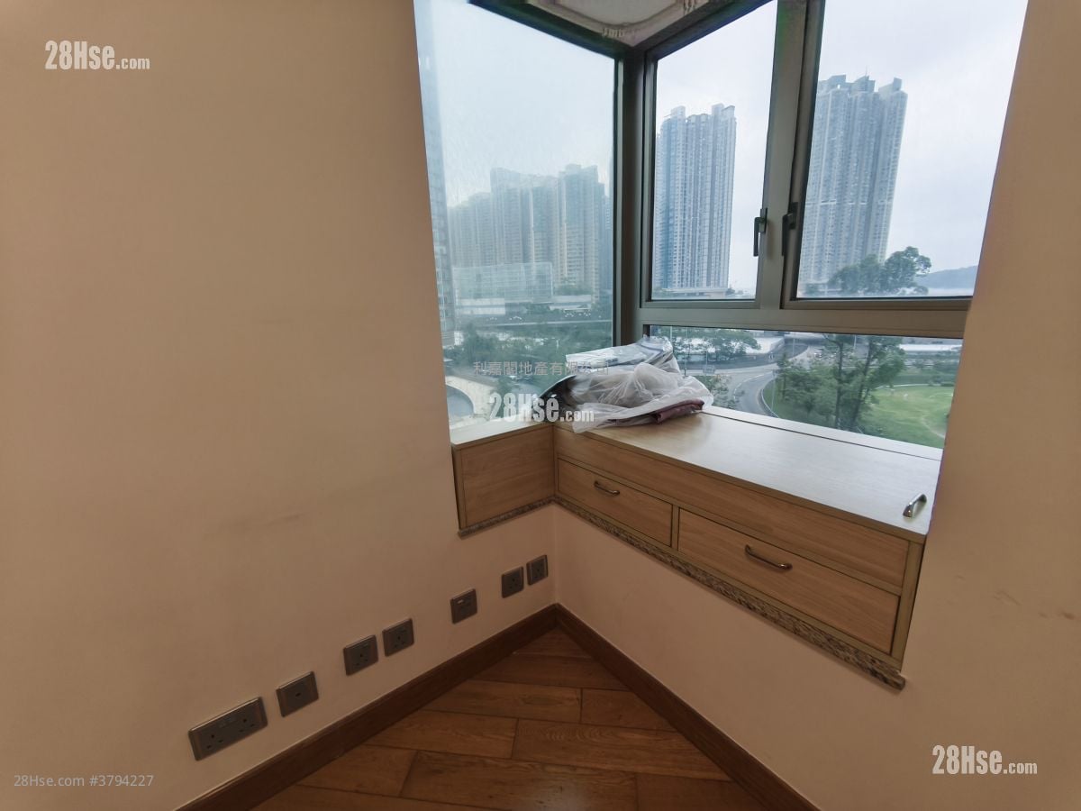 君汇港 租盘 2 房 , 1 浴室 541 平方尺