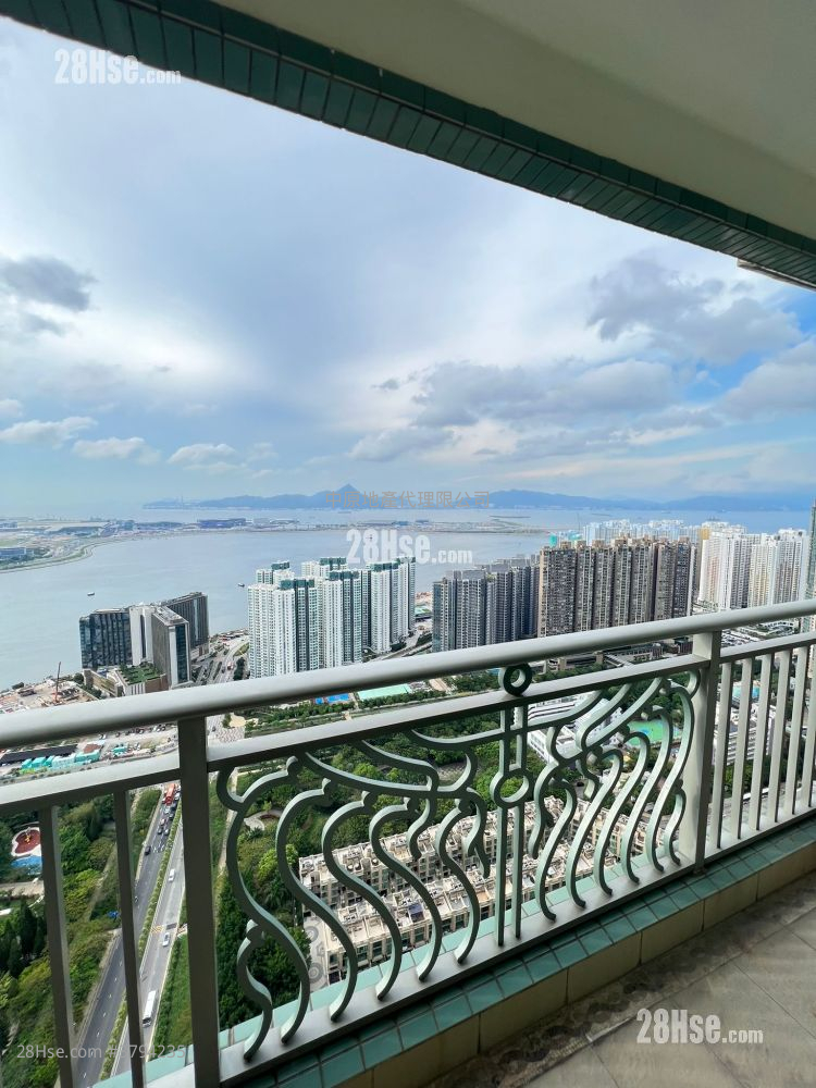 Caribbean Coast Sell 4 Bedrooms , 2 Bathrooms 918 ft²