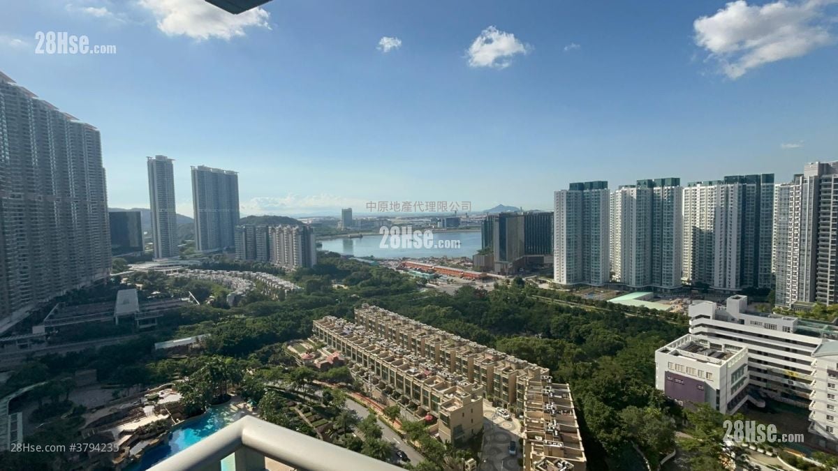 Caribbean Coast Sell 4 Bedrooms , 2 Bathrooms 918 ft²