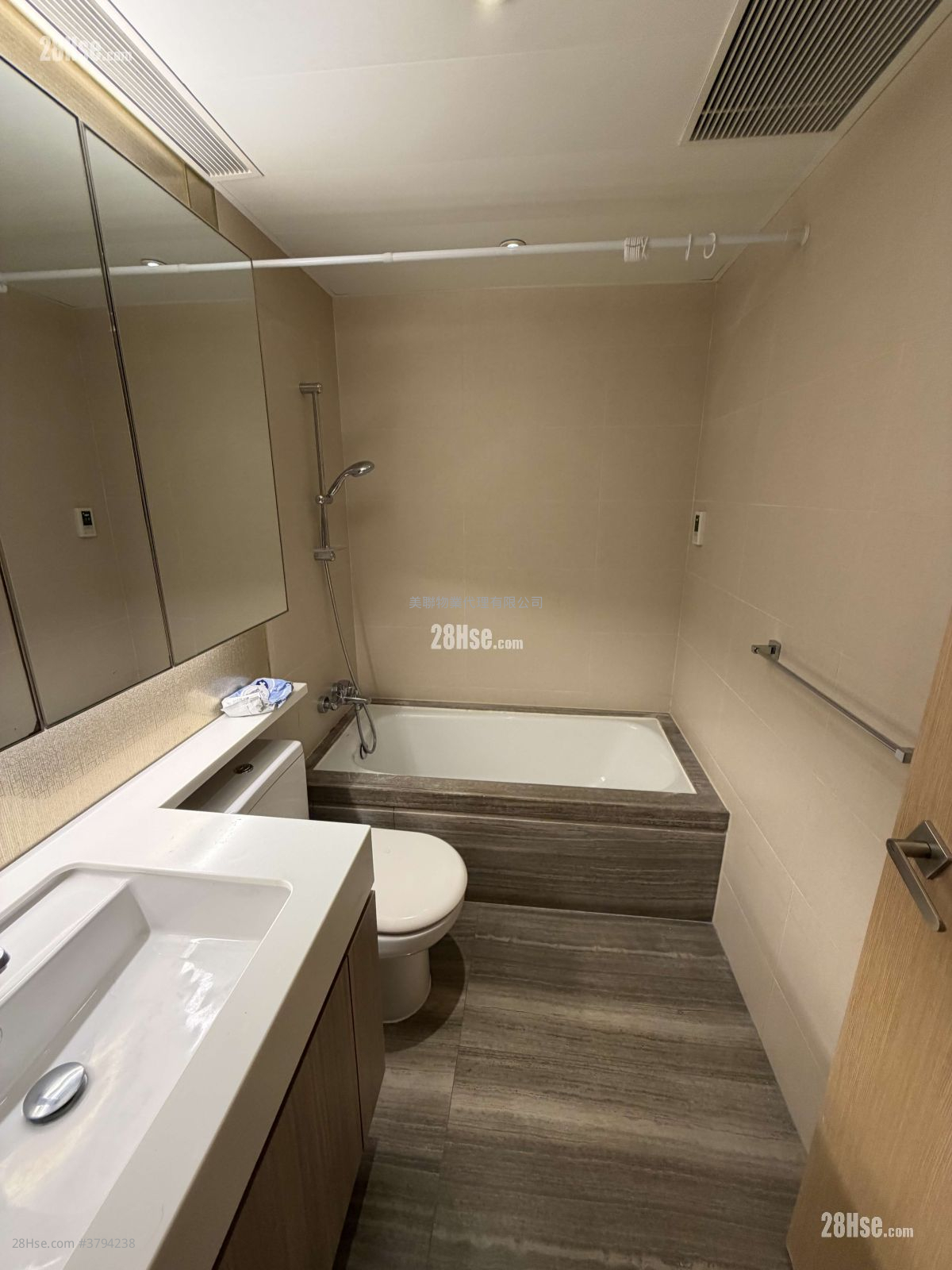 升荟 租盘 1,034 平方尺