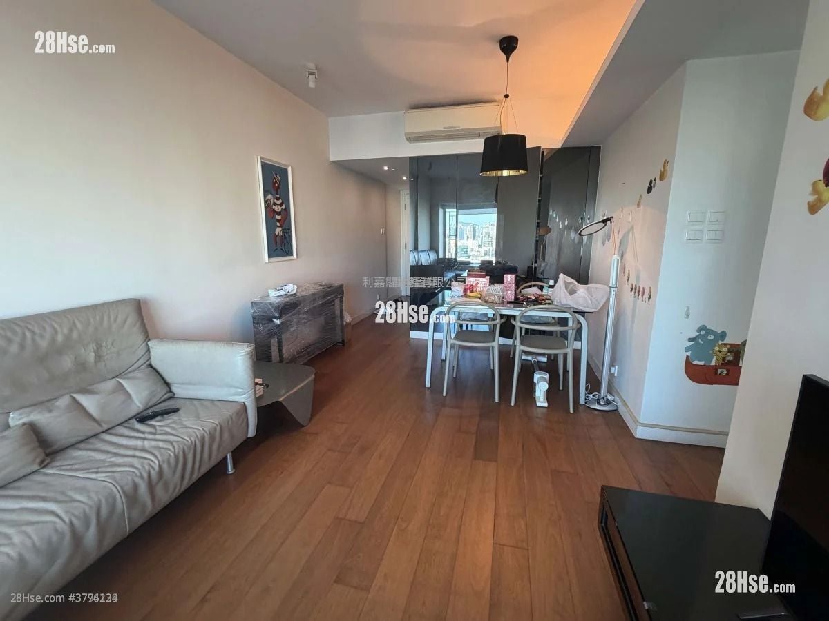 Sorrento Sell 3 Bedrooms , 2 Bathrooms 781 ft²