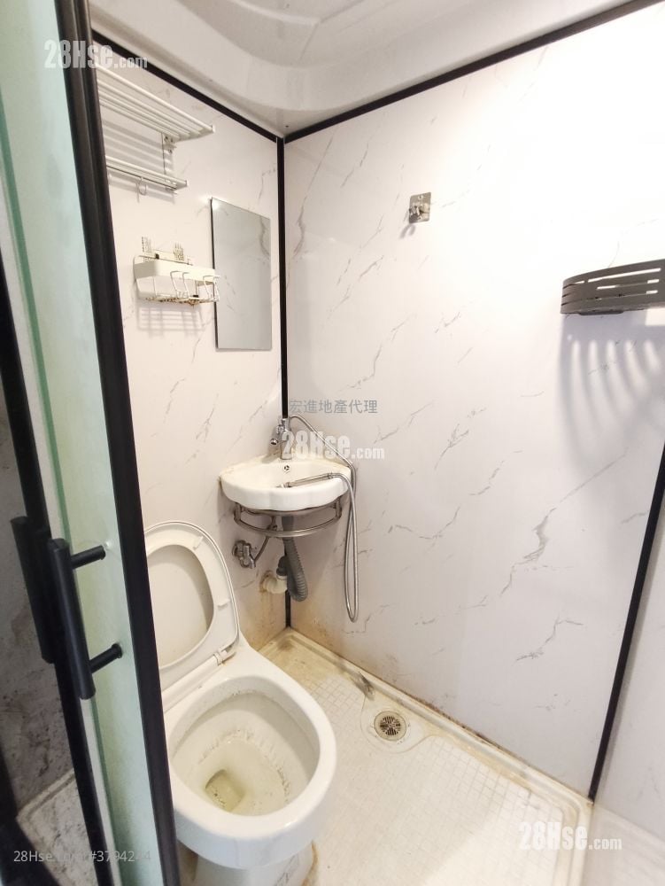 Mai Tak Industrial Building Rental