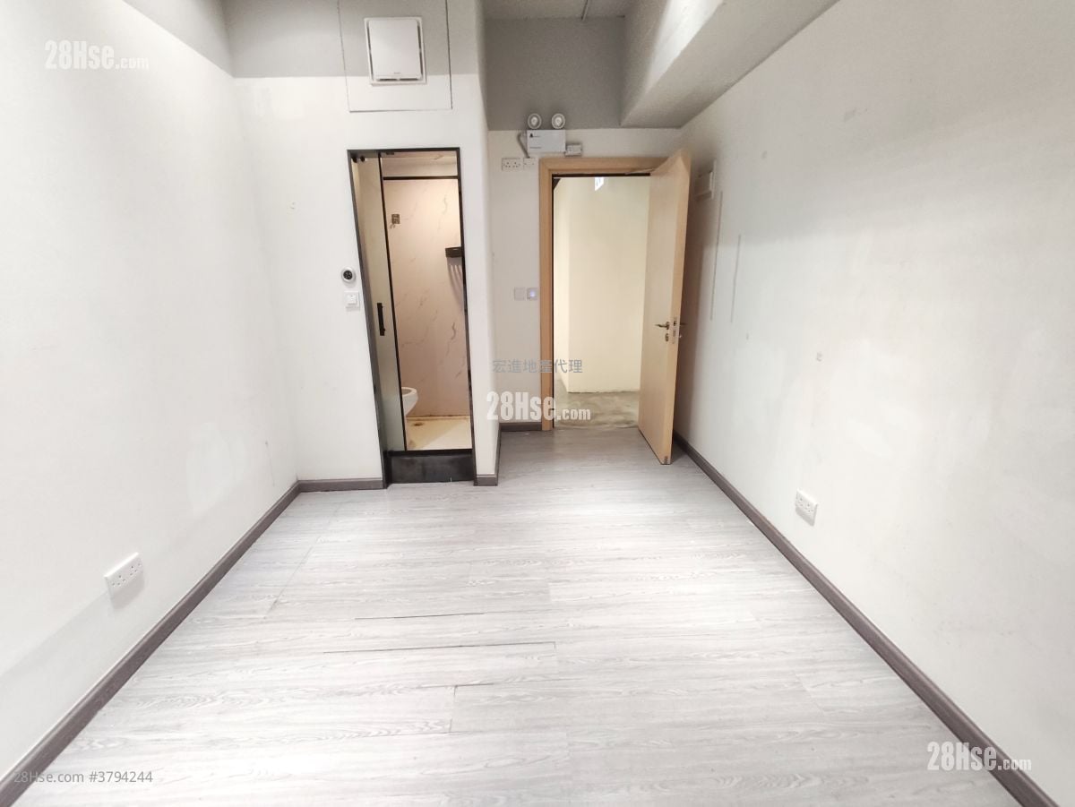 Mai Tak Industrial Building Rental