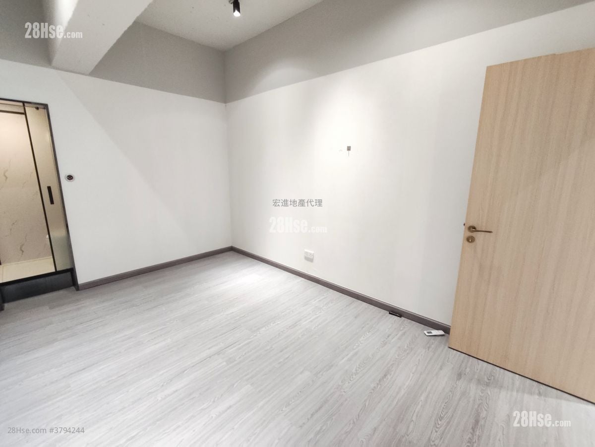 Mai Tak Industrial Building Rental