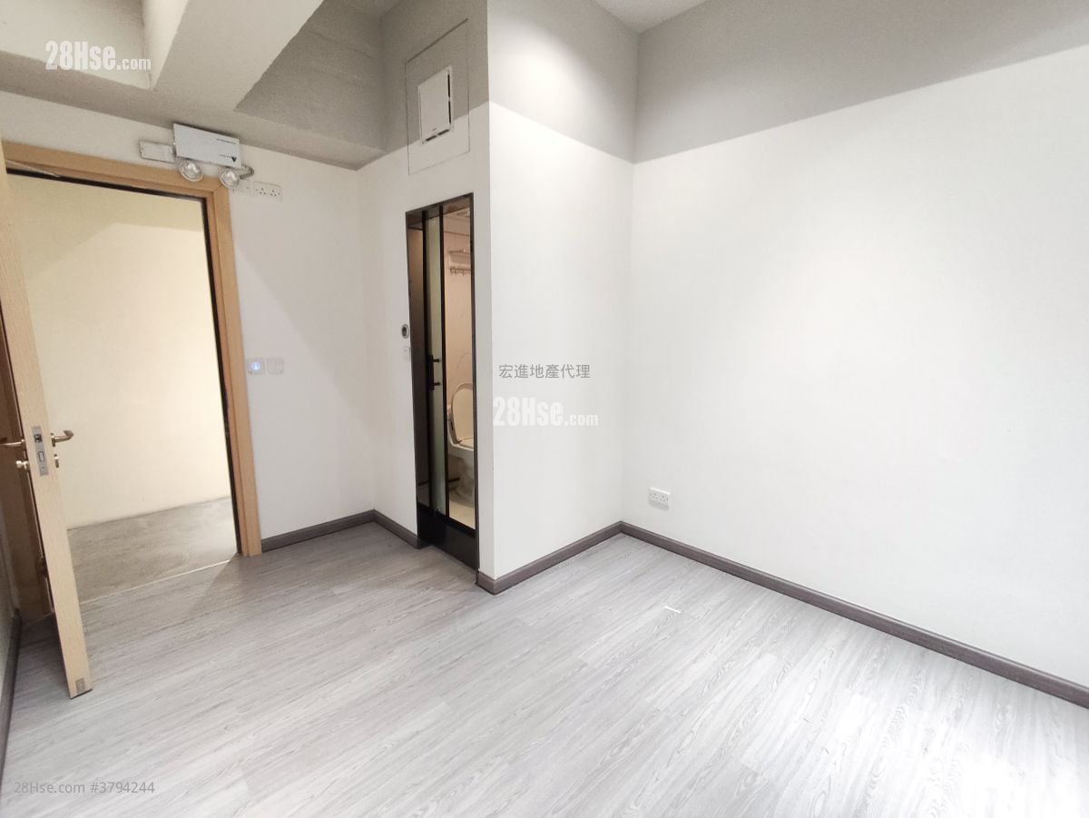 Mai Tak Industrial Building Rental