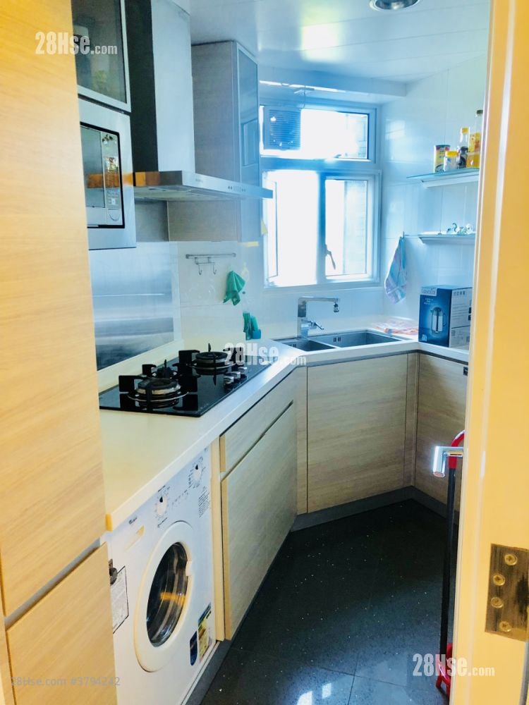 峻滢 租盘 80 平方尺