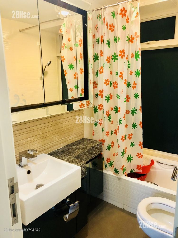 峻滢 租盘 80 平方尺