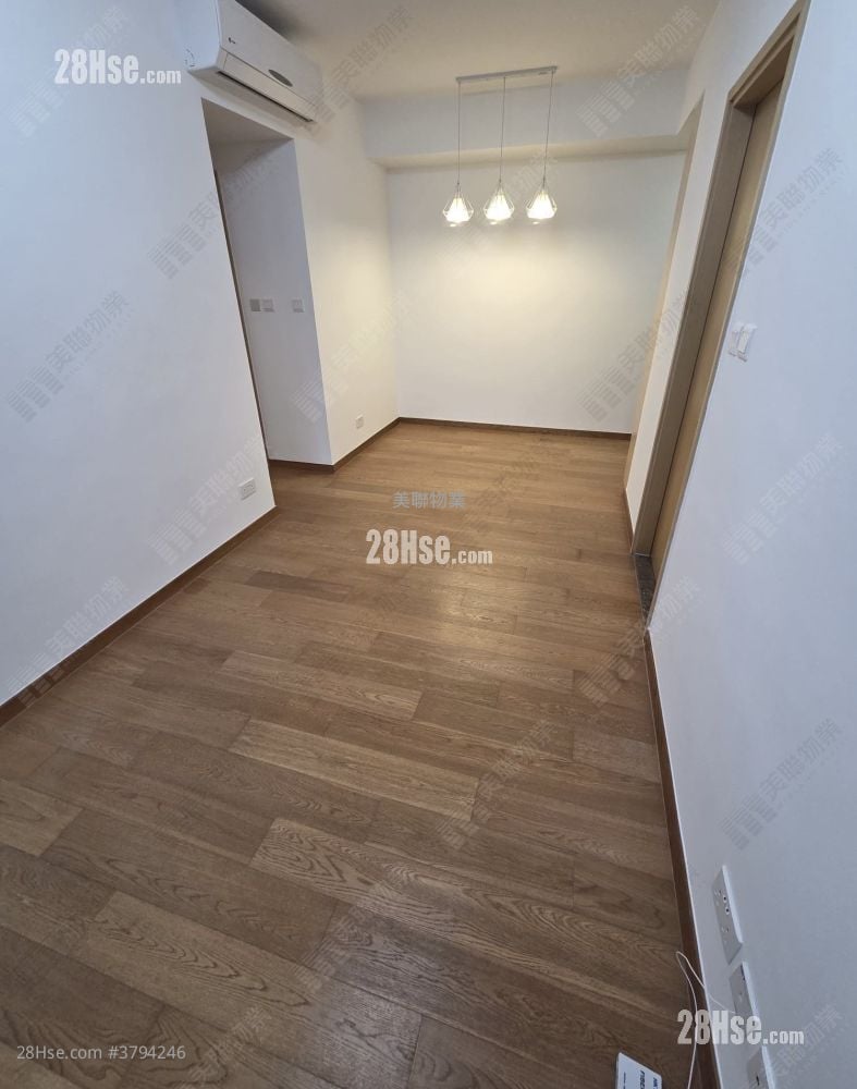 The Papillons Rental 2 Bedrooms , 1 Bathroom 513 ft²