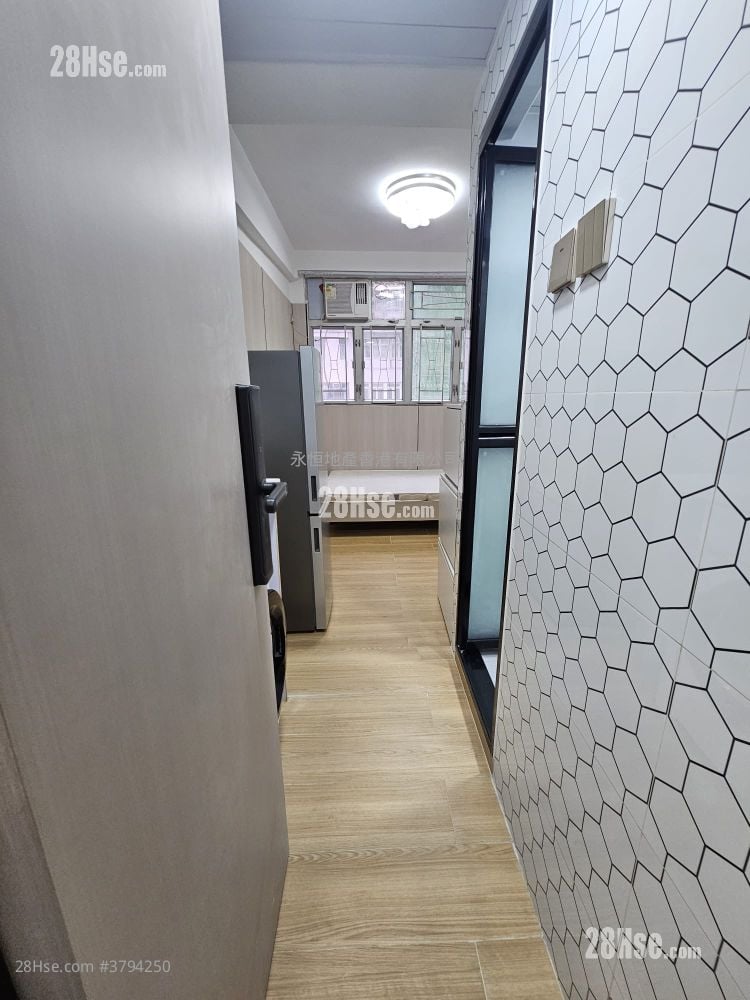 Yee Hing Building Rental 1 Bathroom 160 ft²