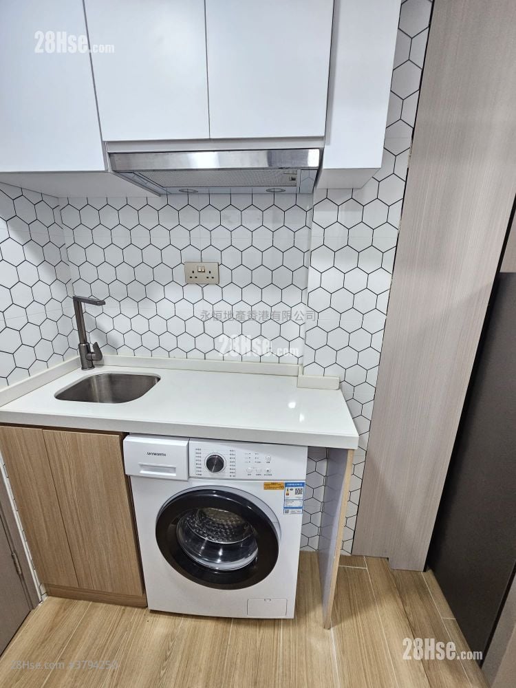 Yee Hing Building Rental 1 Bathroom 160 ft²