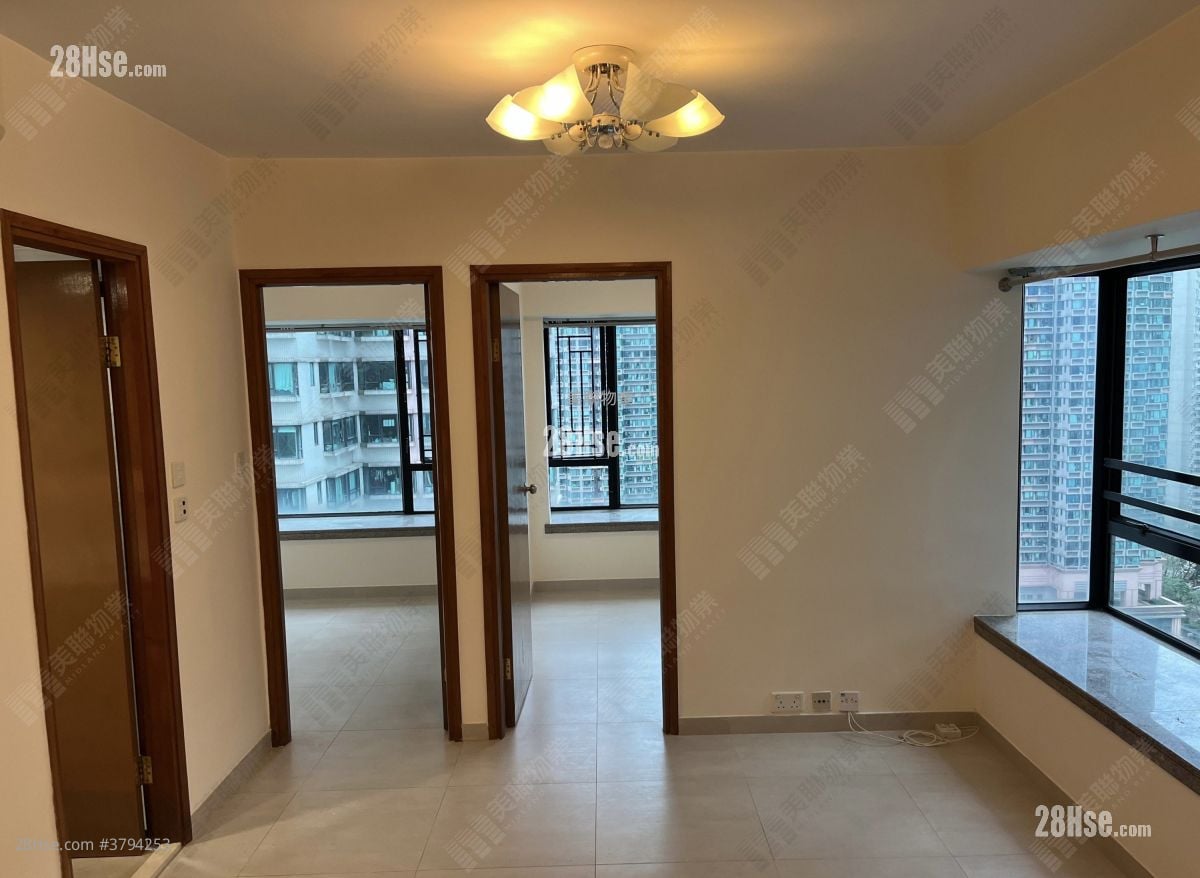 The Metro City Sell 2 Bedrooms , 1 Bathroom 406 ft²