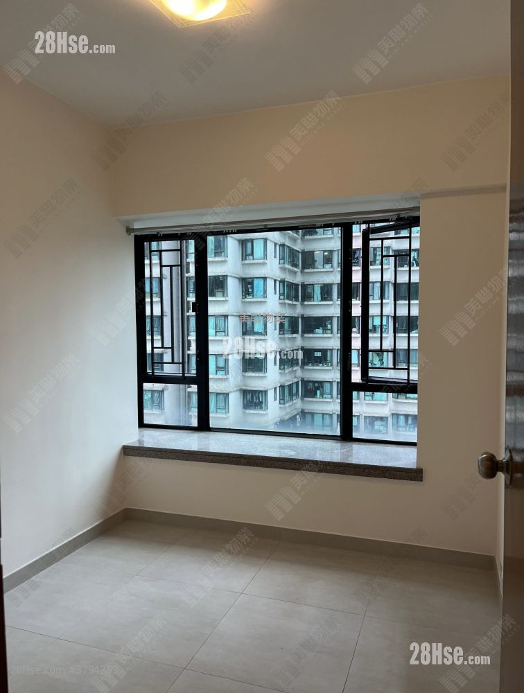 The Metro City Sell 2 Bedrooms , 1 Bathroom 406 ft²