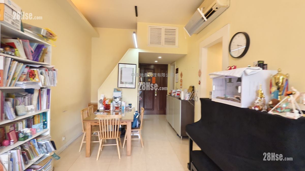 The Cairnhill Sell 2 Bedrooms , 1 Bathroom 629 ft²