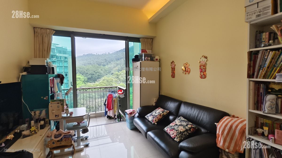 The Cairnhill Sell 2 Bedrooms , 1 Bathroom 629 ft²