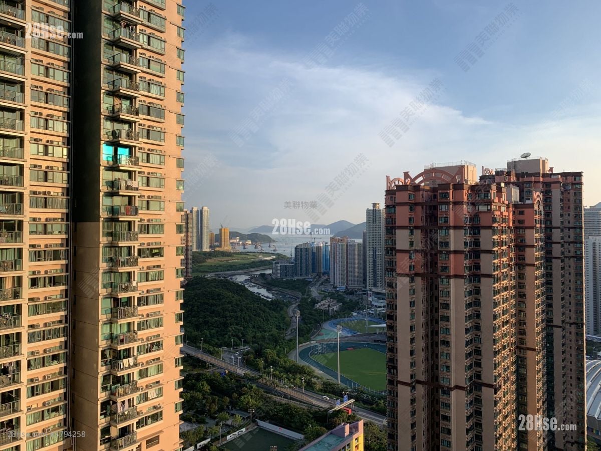 Residence Oasis Sell 2 Bedrooms , 1 Bathroom 490 ft²