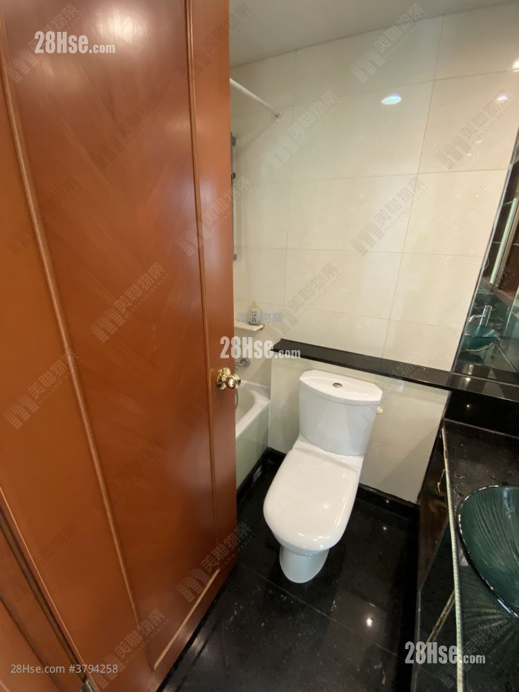 Residence Oasis Sell 2 Bedrooms , 1 Bathroom 490 ft²