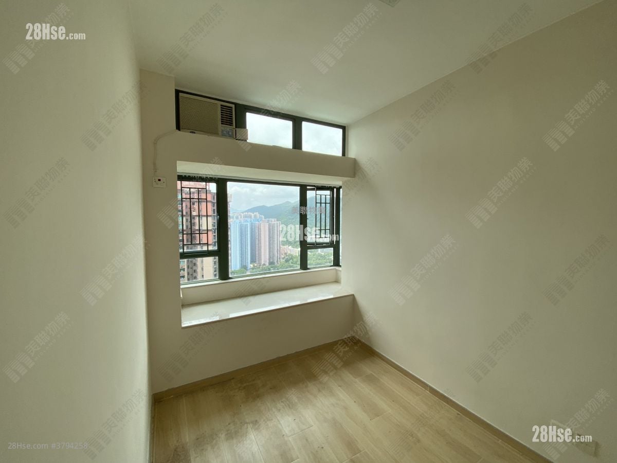 Residence Oasis Sell 2 Bedrooms , 1 Bathroom 490 ft²