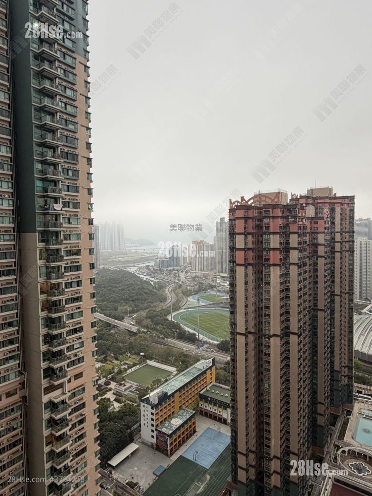 Residence Oasis Sell 2 Bedrooms , 1 Bathroom 490 ft²