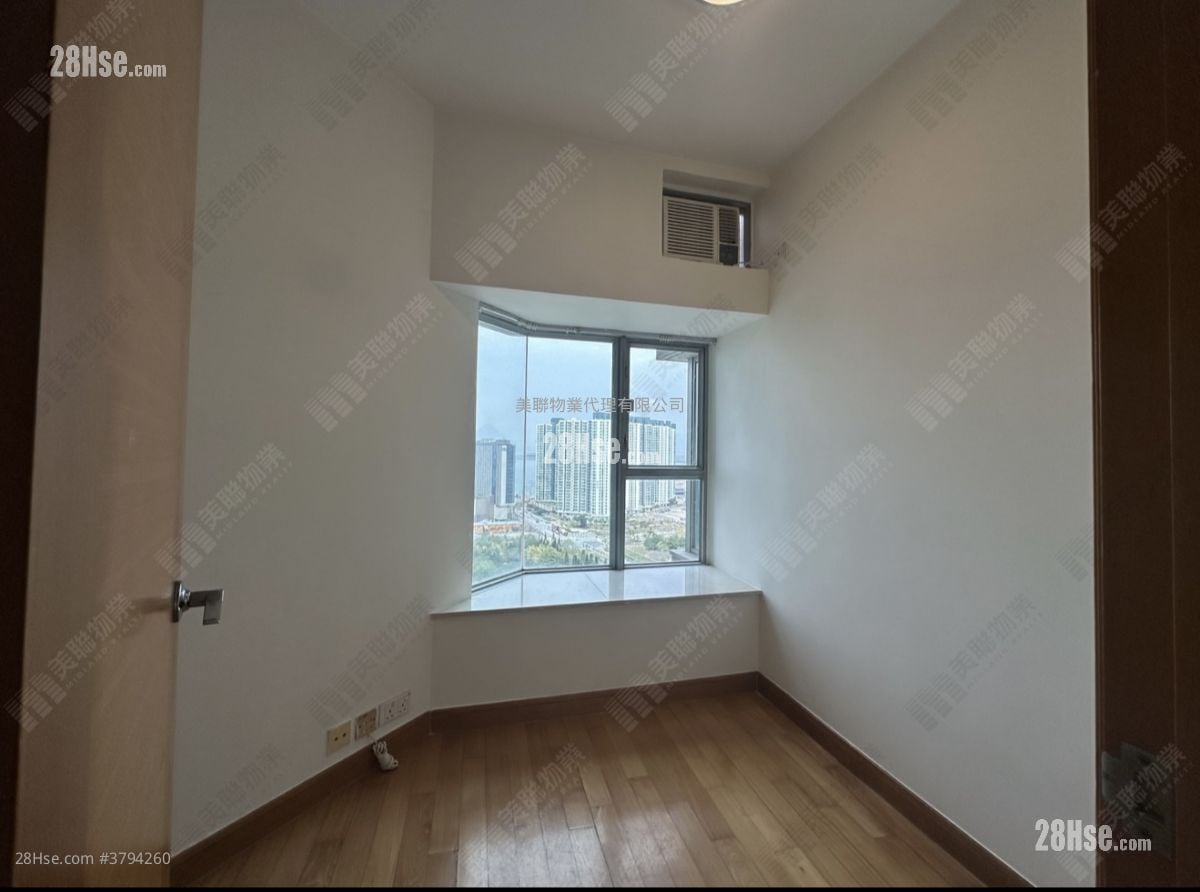 Coastal Skyline Sell 3 Bedrooms , 2 Bathrooms 781 ft²