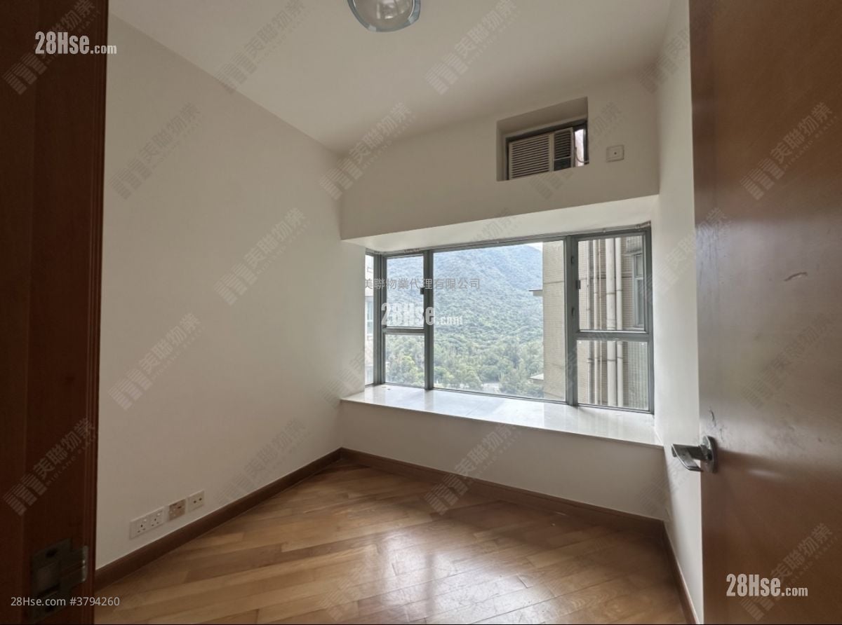 Coastal Skyline Sell 3 Bedrooms , 2 Bathrooms 781 ft²