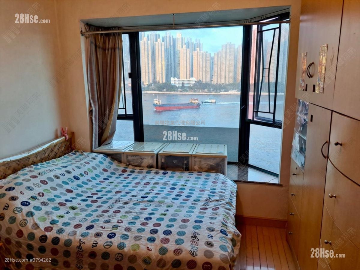 Villa Esplanada Sell 3 Bedrooms , 2 Bathrooms 691 ft²