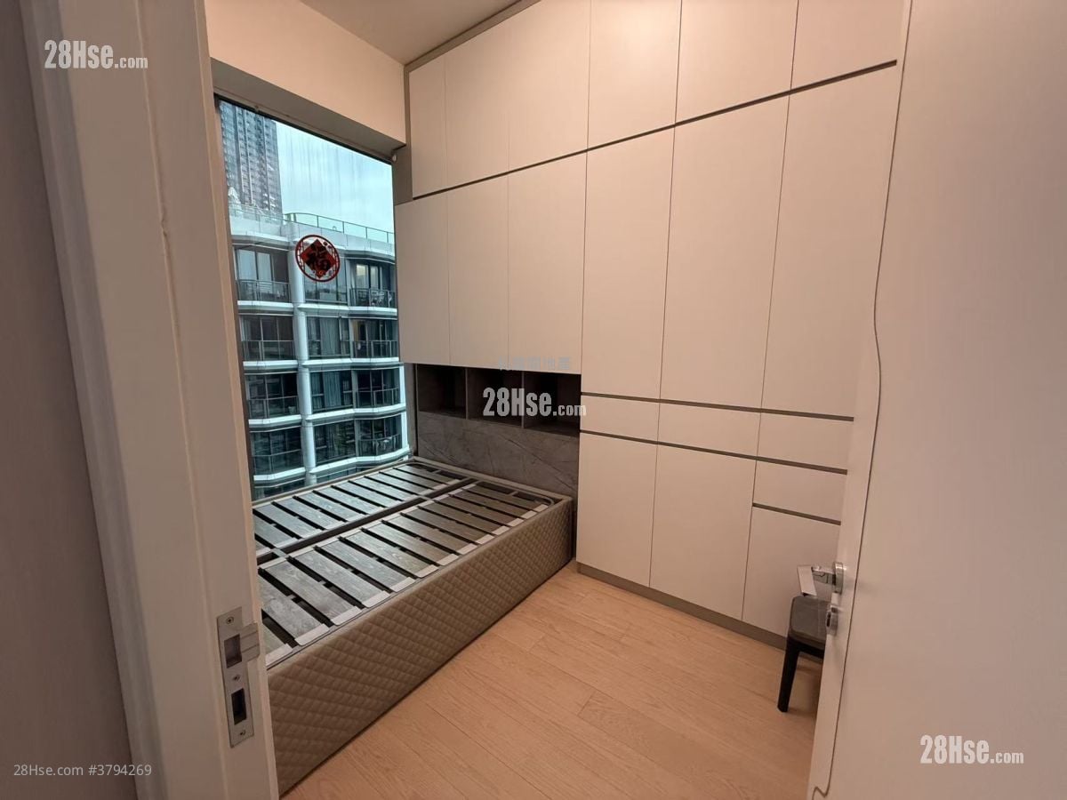 Monaco One Rental 4 Bedrooms , 3 Bathrooms 768 ft²