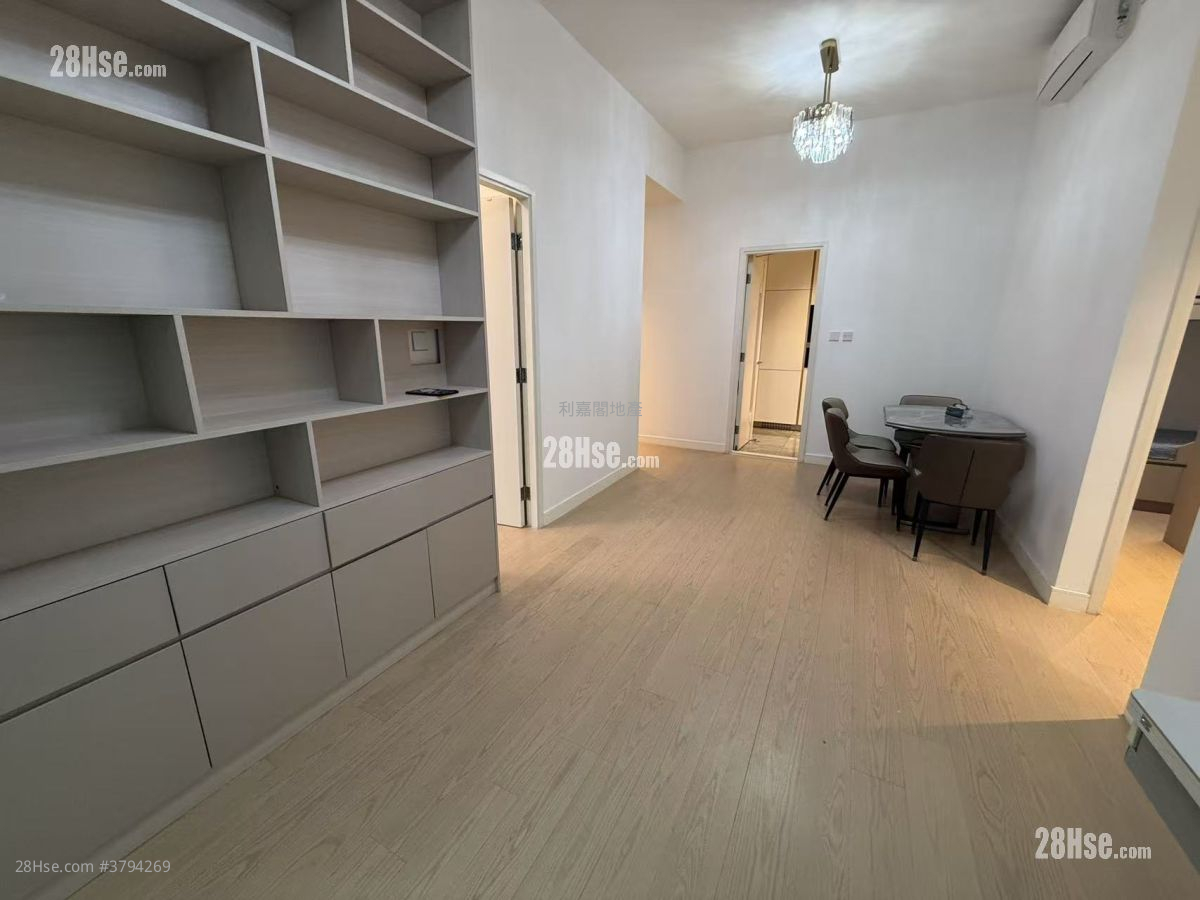 Monaco One Rental 4 Bedrooms , 3 Bathrooms 768 ft²