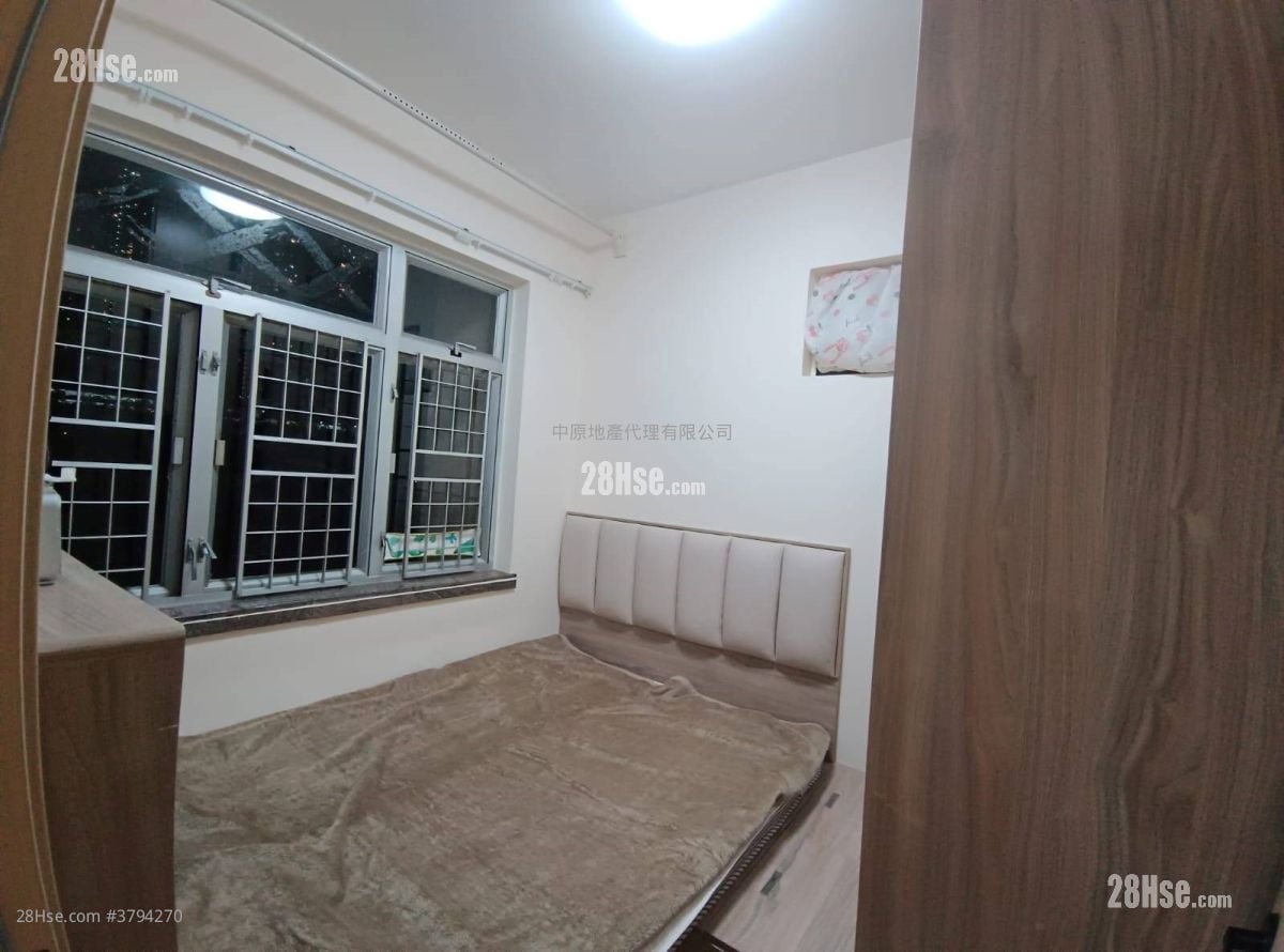 新港城 售盘 2 房 , 1 浴室 321 平方尺