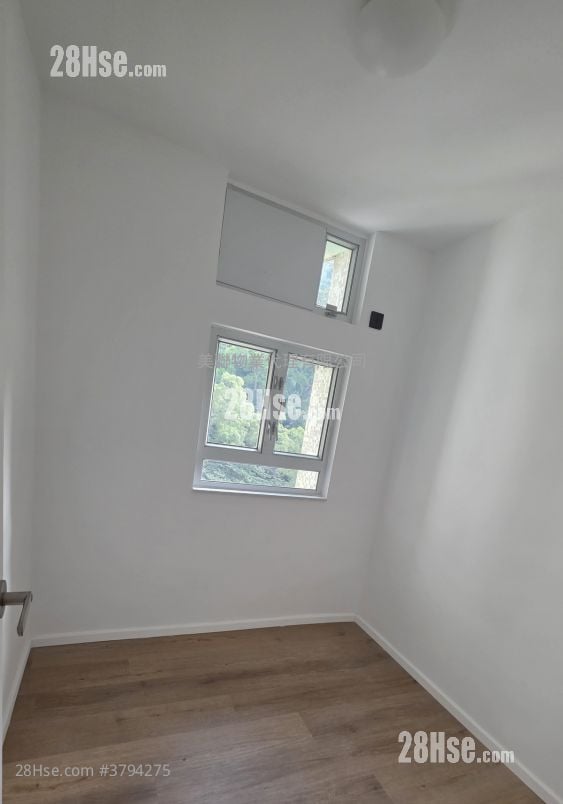 Ching Wah Court Sell 1 Bedroom , 1 Bathroom 351 ft²