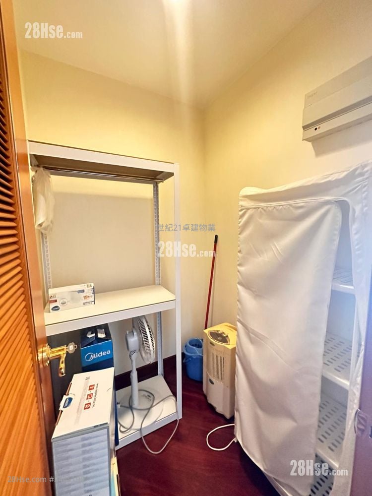 The Arch Rental 1 Bedroom , 1 Bathroom 420 ft²