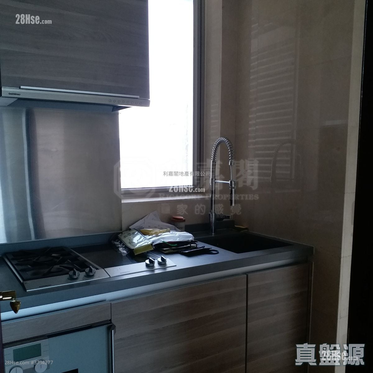 The Coronation Rental 1 Bedroom , 1 Bathroom 454 ft²