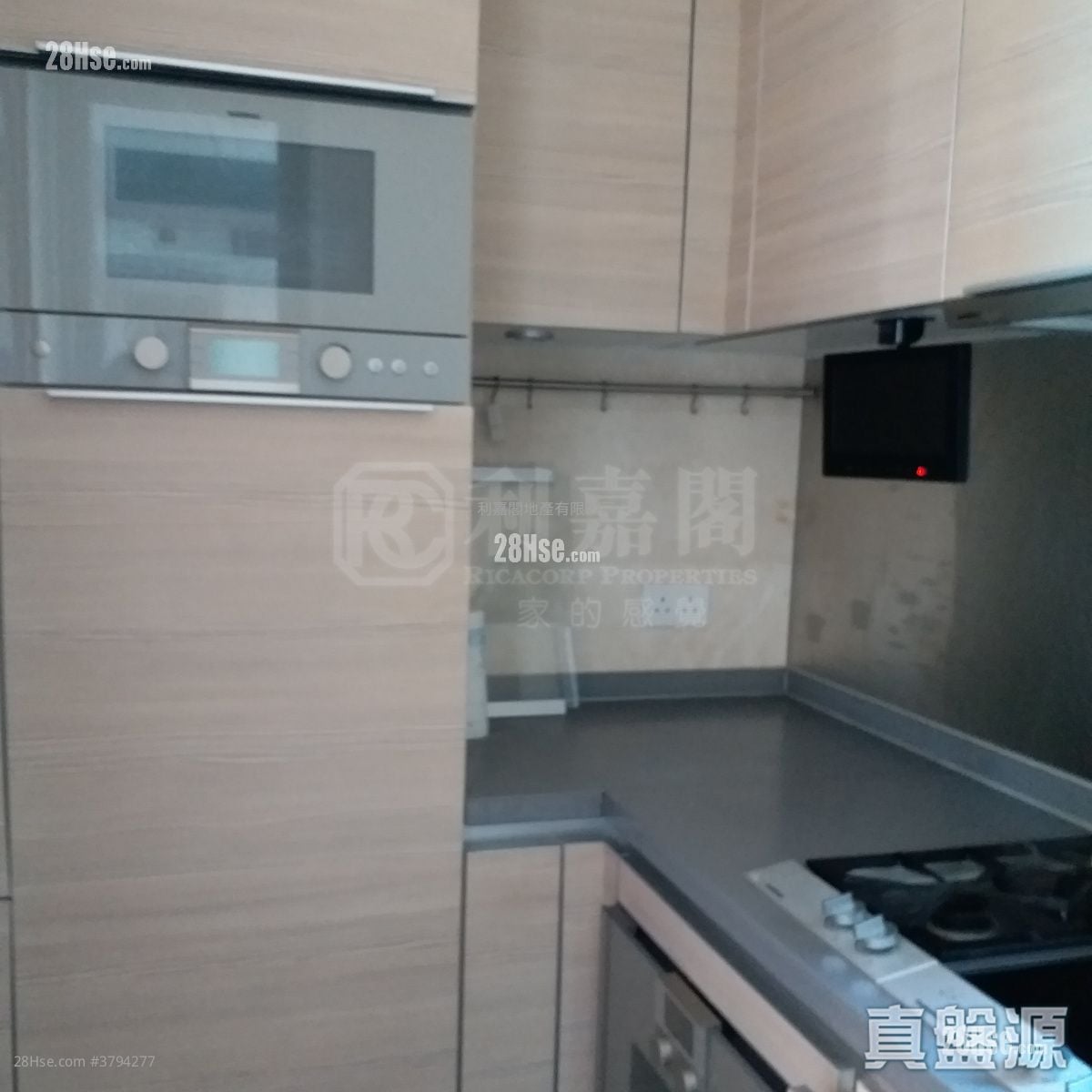 The Coronation Rental 1 Bedroom , 1 Bathroom 454 ft²