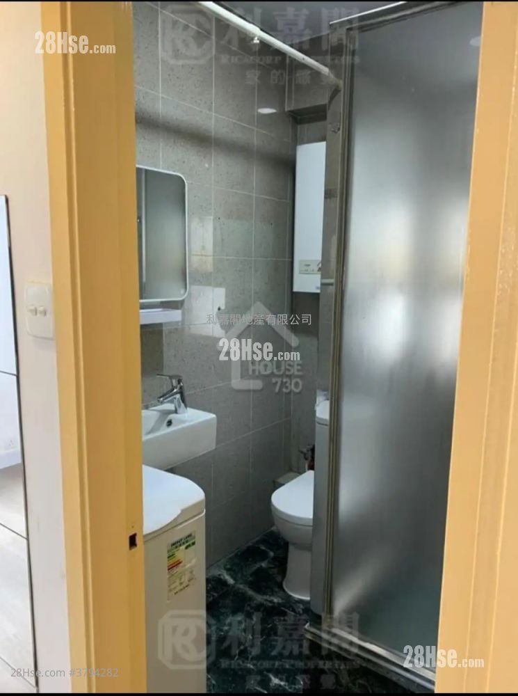 宝发大厦 售盘 2 房 , 1 浴室 281 平方尺