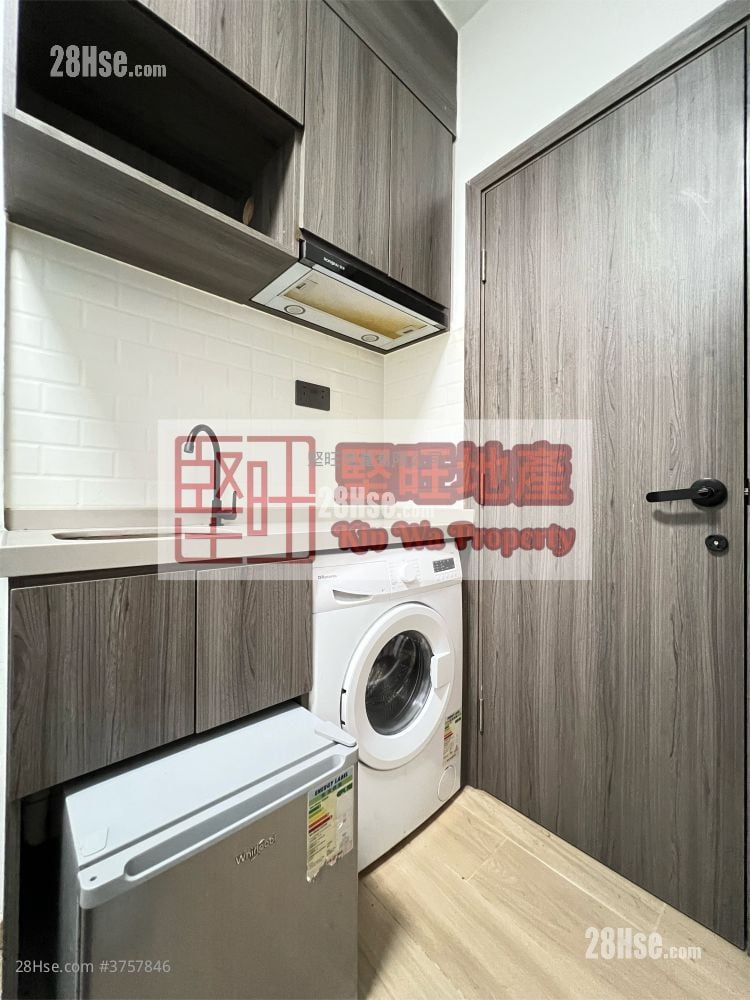 Chinese Mansion Rental Studio , 1 Bathroom 120 ft²