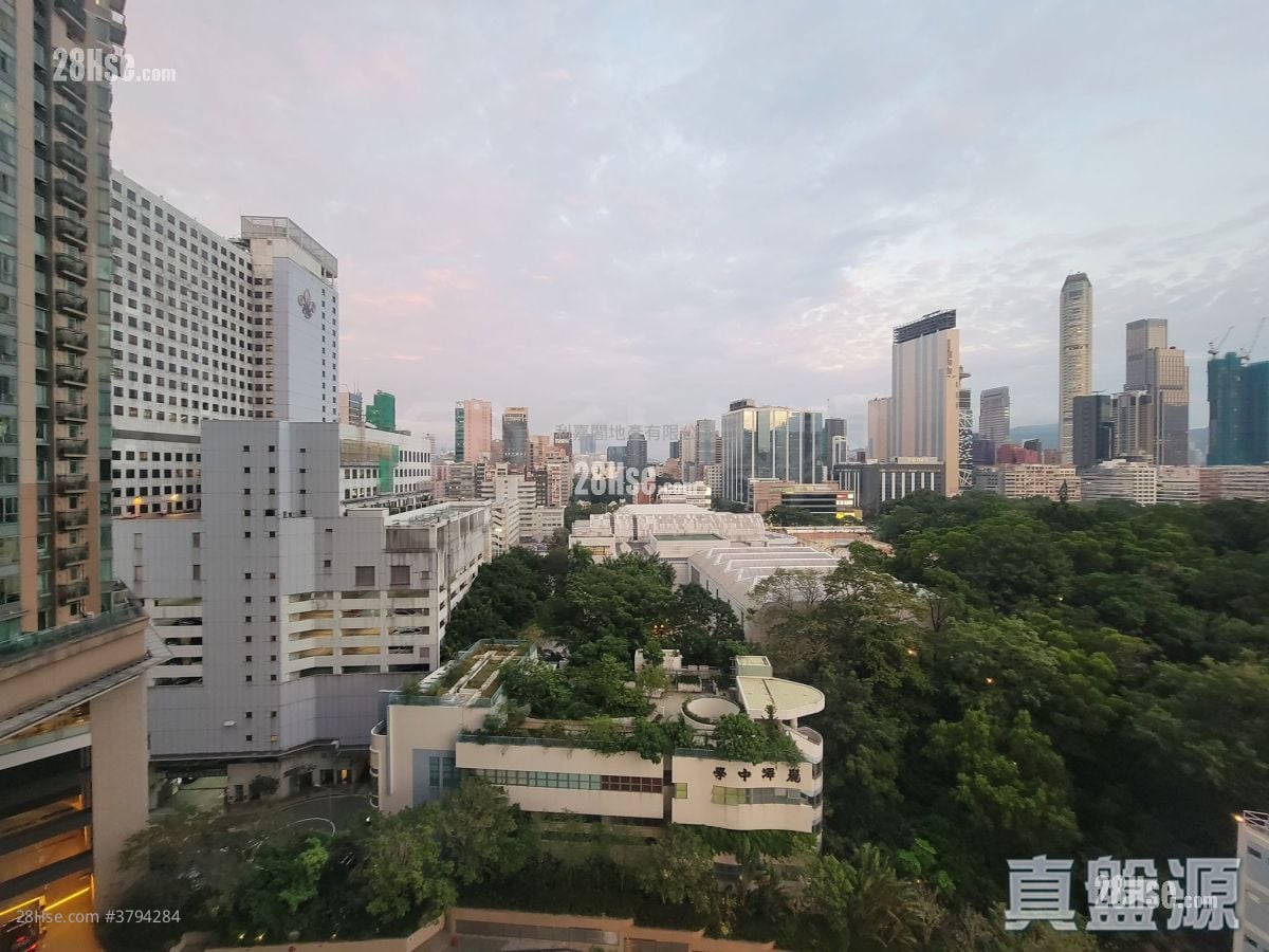 The Victoria Towers Rental 3 Bedrooms , 2 Bathrooms 804 ft²