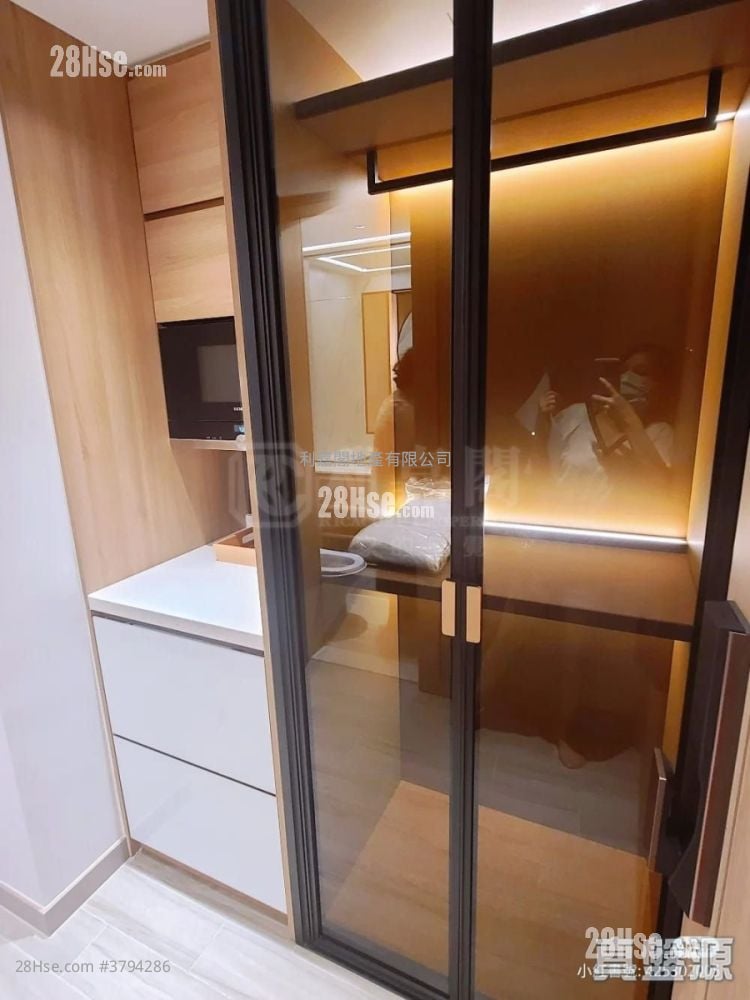 本木 租盘 1 浴室 256 平方尺