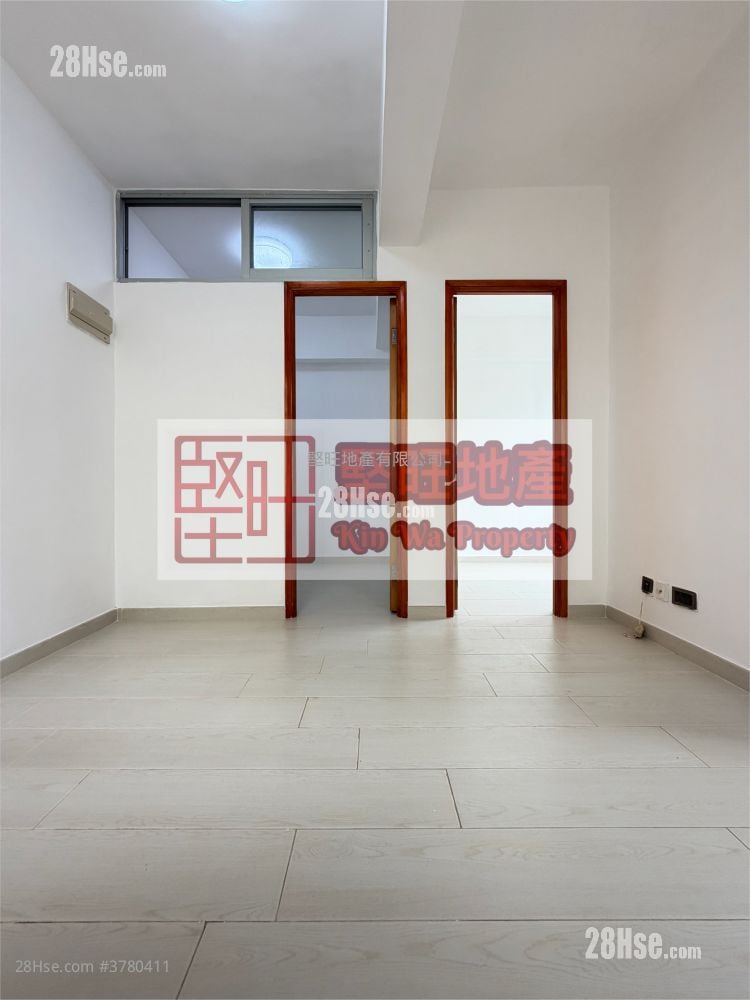 单幢楼房 租盘 2 房 , 1 浴室 240 平方尺