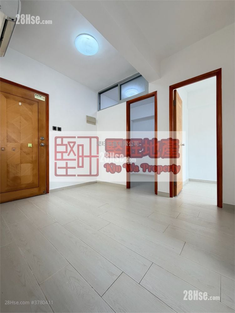 单幢楼房 租盘 2 房 , 1 浴室 240 平方尺