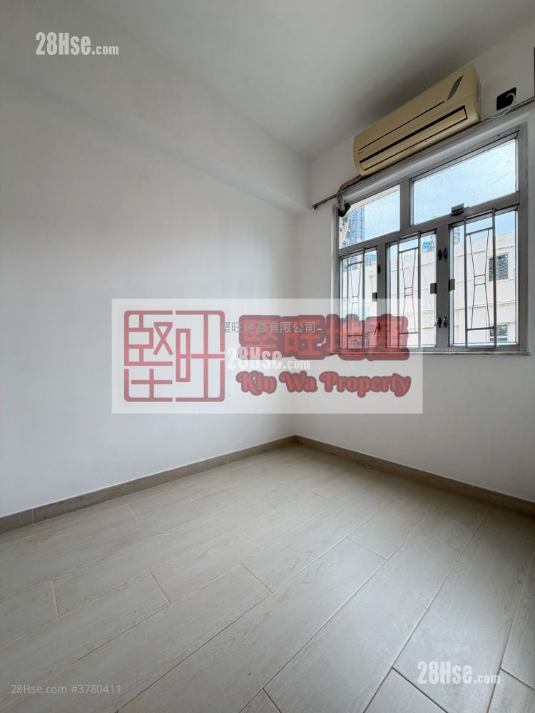 单幢楼房 租盘 2 房 , 1 浴室 240 平方尺