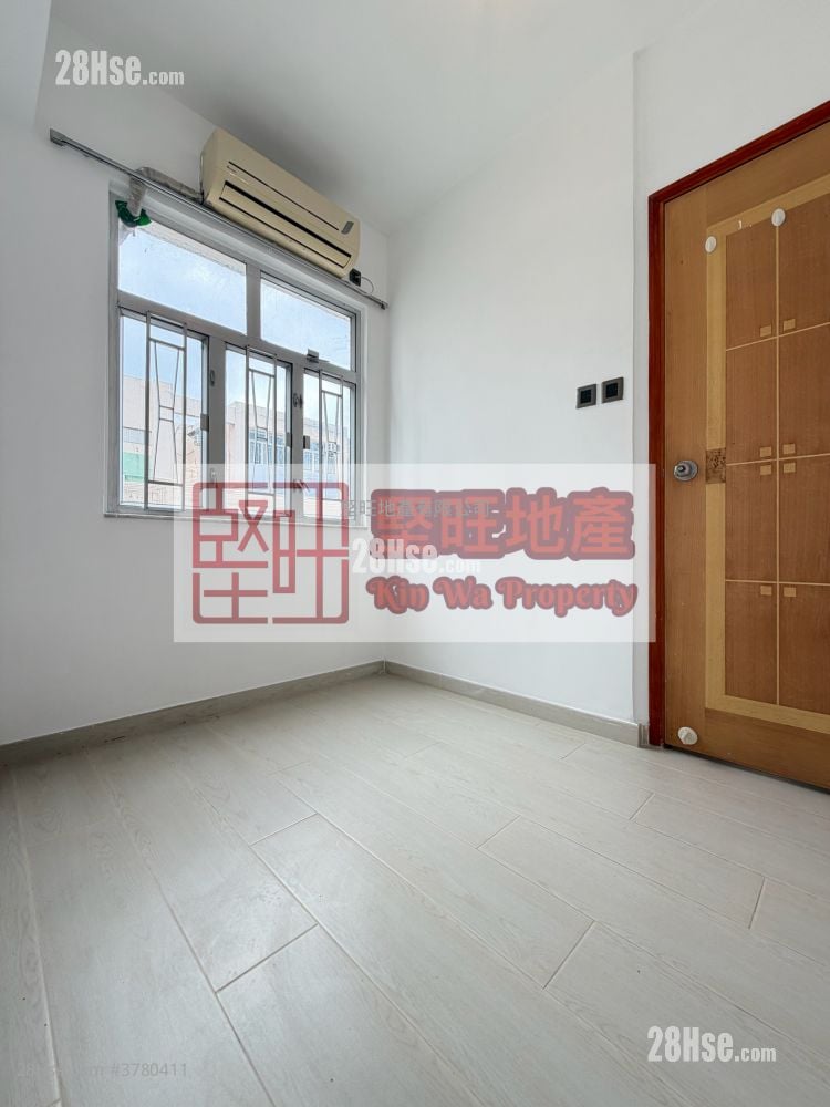 单幢楼房 租盘 2 房 , 1 浴室 240 平方尺