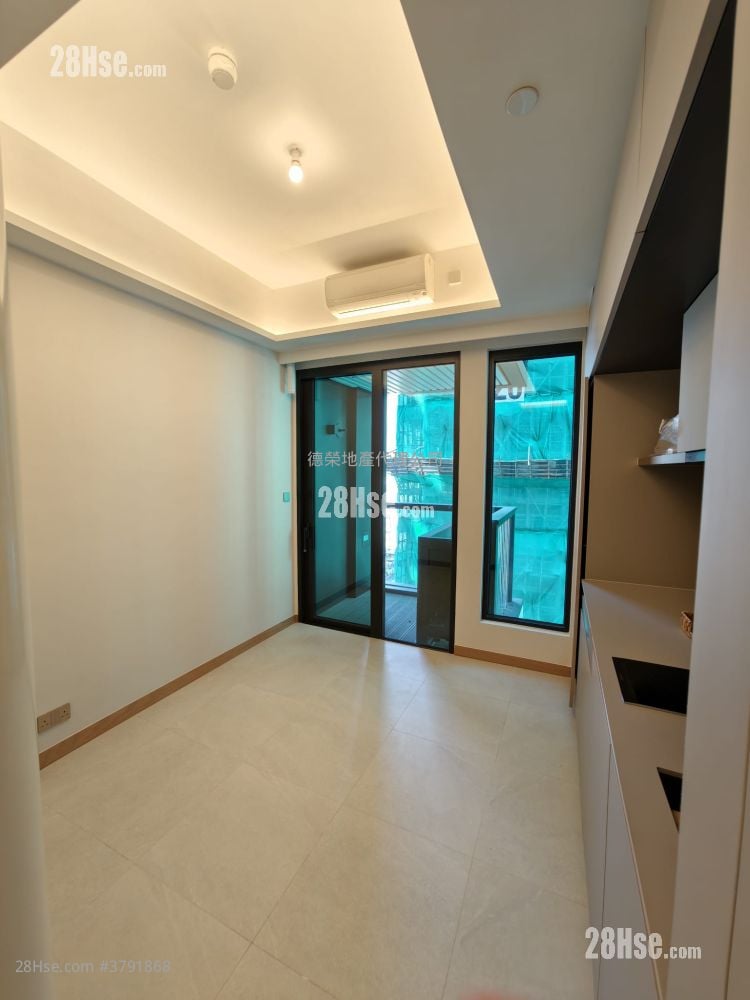 Baker Circle Euston Sell Studio , 1 Bathroom 214 ft²