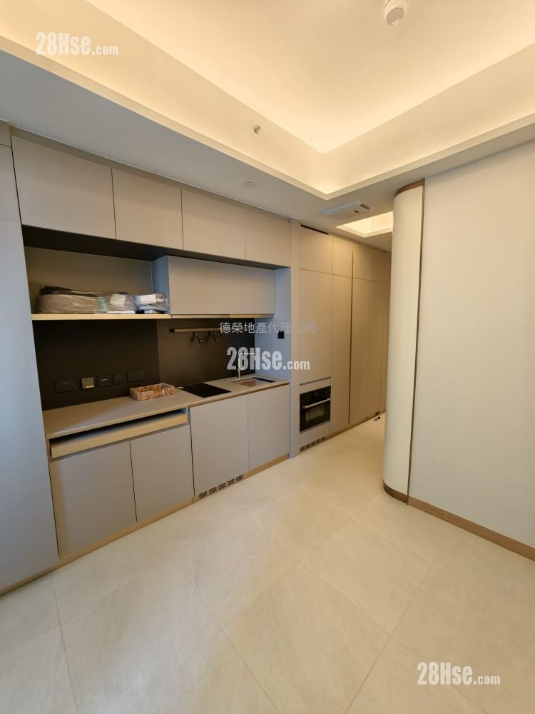 Baker Circle Euston Sell Studio , 1 Bathroom 214 ft²